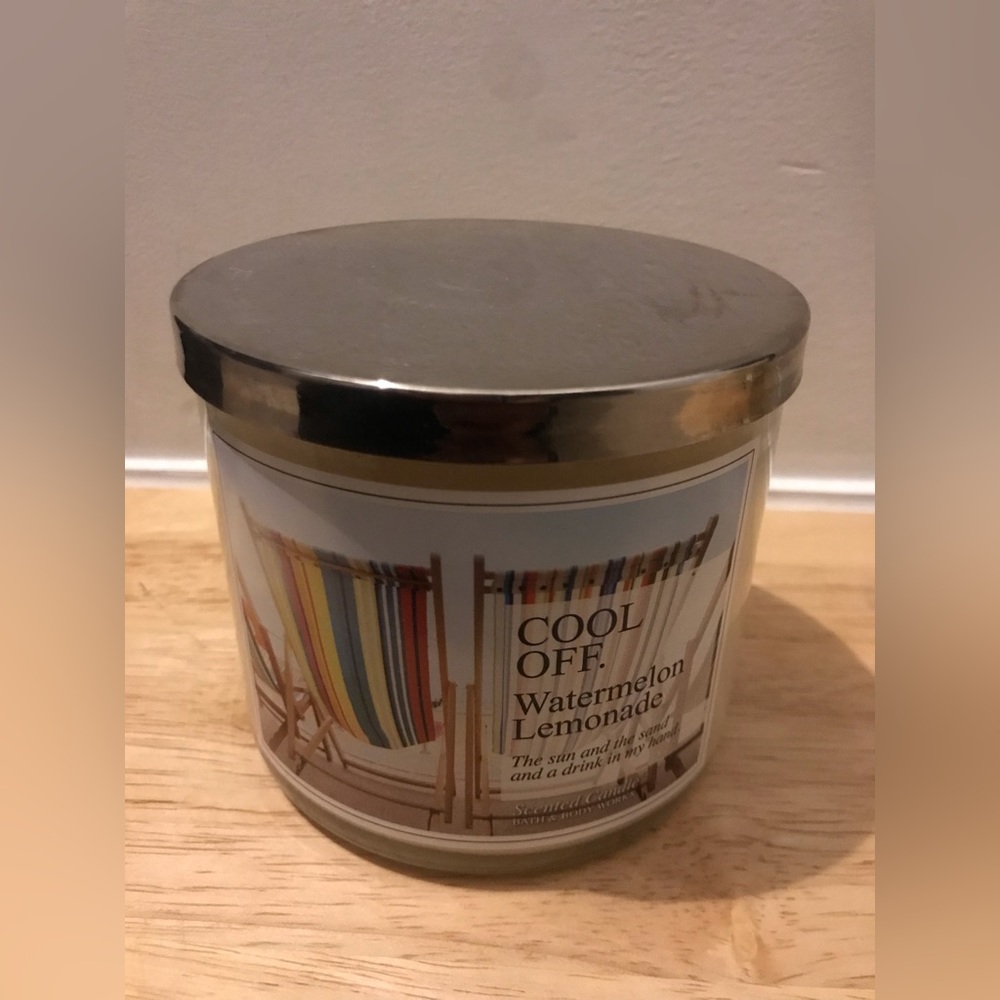 Bath & body works Watermelon Lemonade scented candle